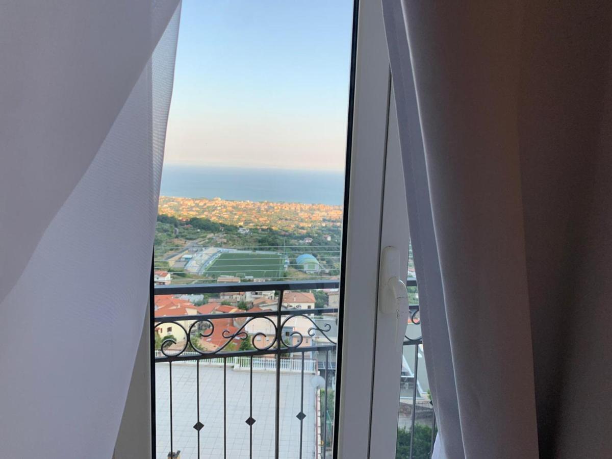 Il Nido Delle Rondini Apartment Formia Luaran gambar