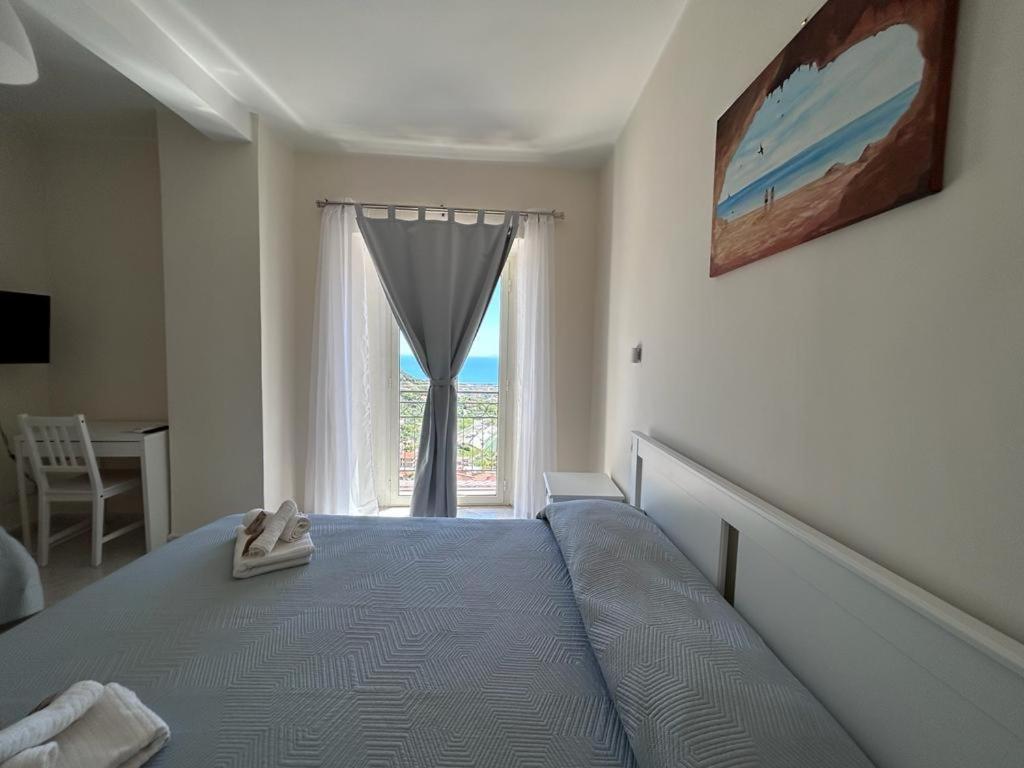 Il Nido Delle Rondini Apartment Formia Luaran gambar